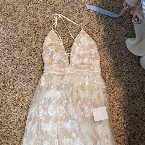 Lulus Wedding Dress Collection - Picture 2 of 4